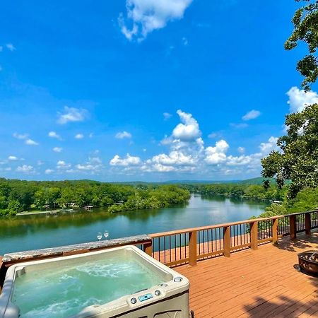 Hot Springs Waterfront Escape With Hot Tub! Villa Екстериор снимка